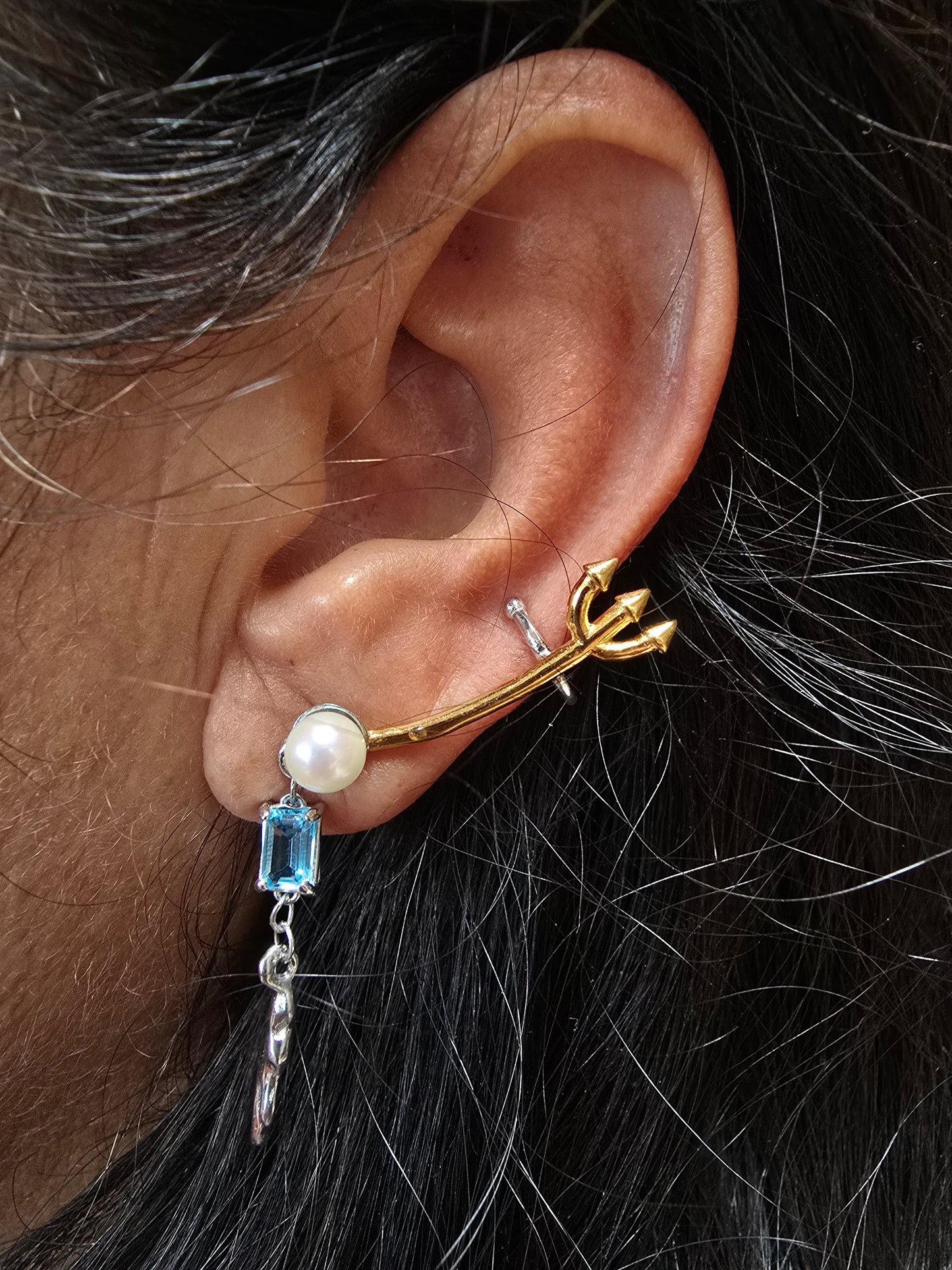 Aretes tridente y coral topacios