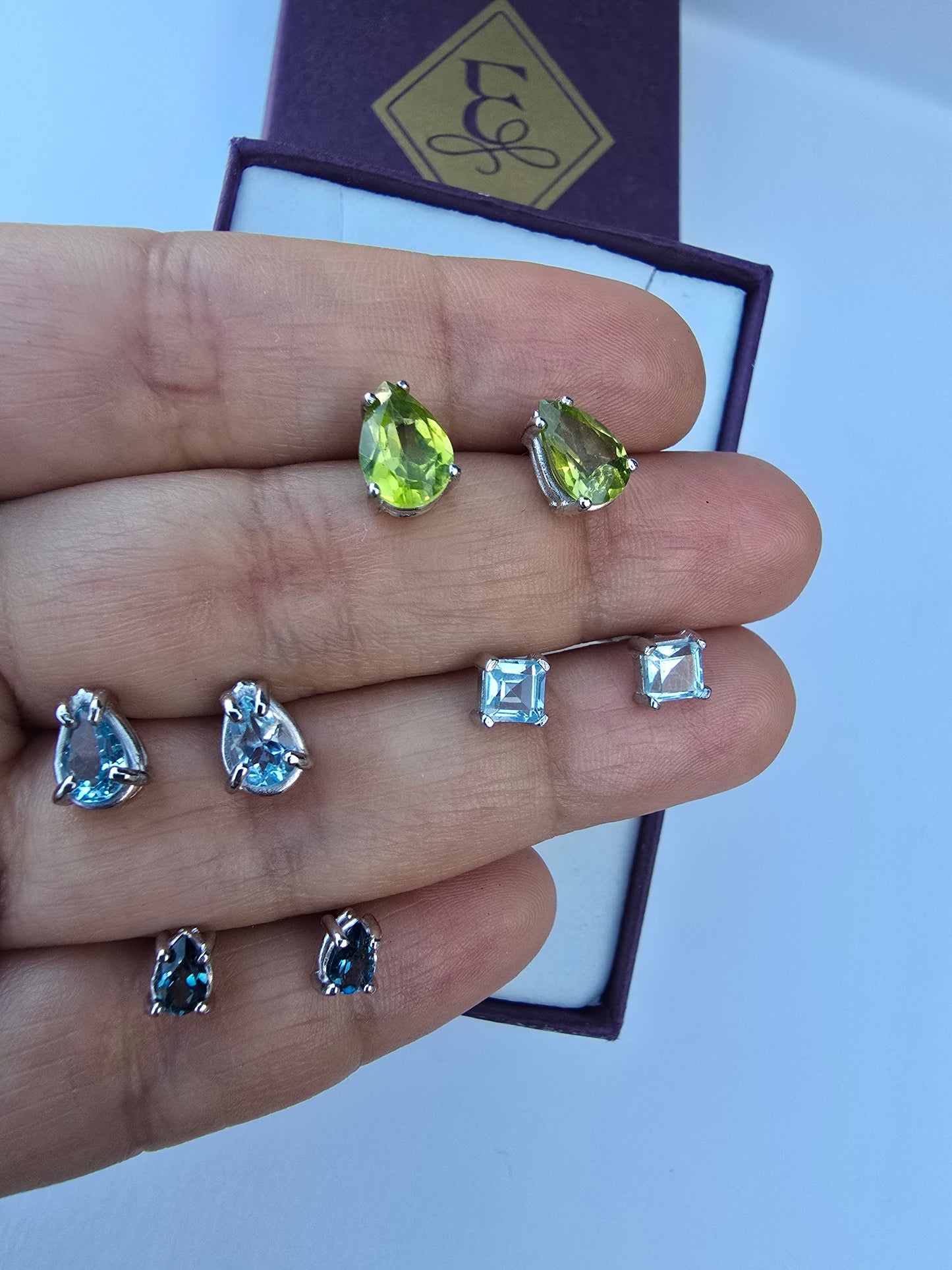Aretes peridoto